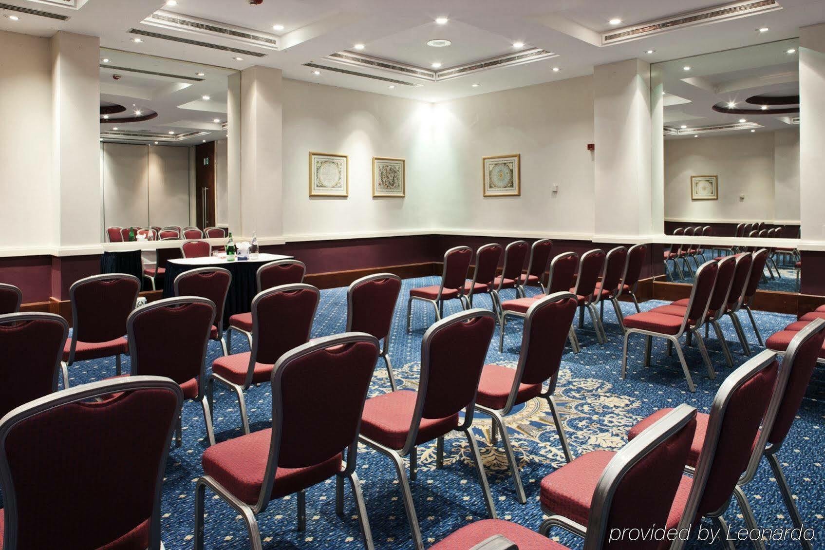 Hotel Copthorne 4*